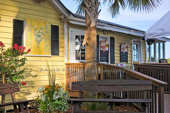 Johnson's Creek Tavern